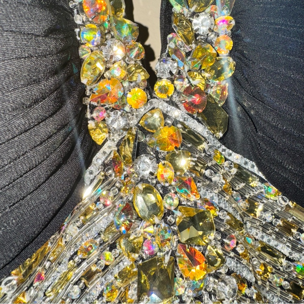 Terani Couture Black Jeweled Cutout Prom Dress Size 2 NWT! - Picture 5 of 12